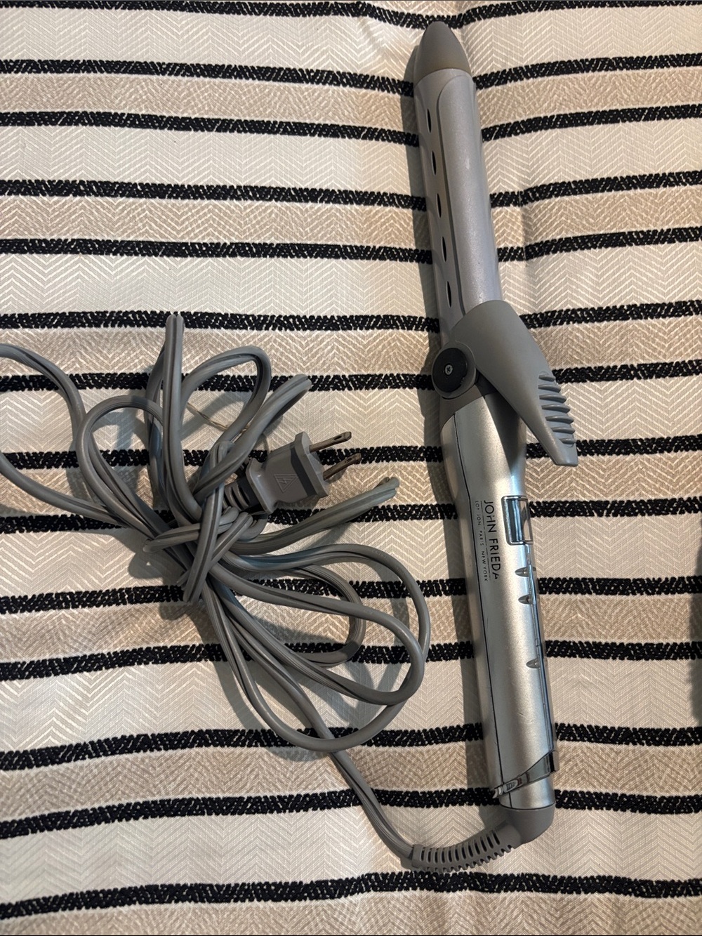 Silver John Frieda 1.25 Curling Iron